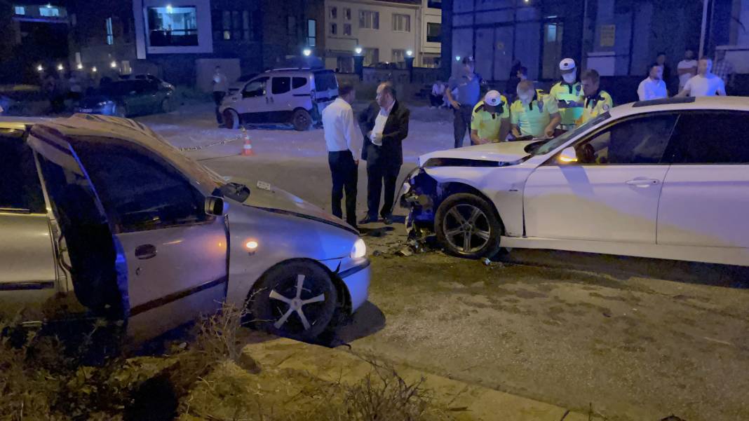 Ters yöne giren otomobil kazaya neden oldu: 1 ölü, 5 yaralı 1